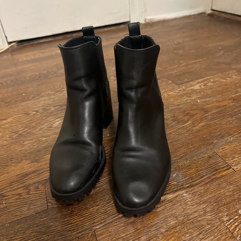 Zara black ankle boots